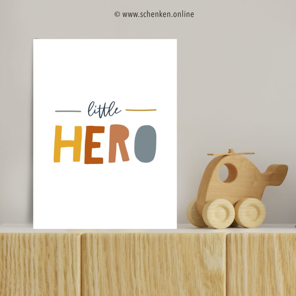 Postkarte «little Hero»